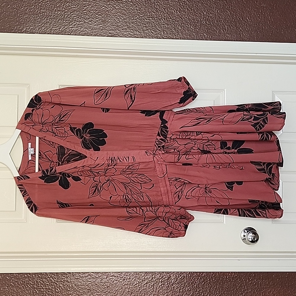 O'Neill XS Pink and Black Floral Print Dress